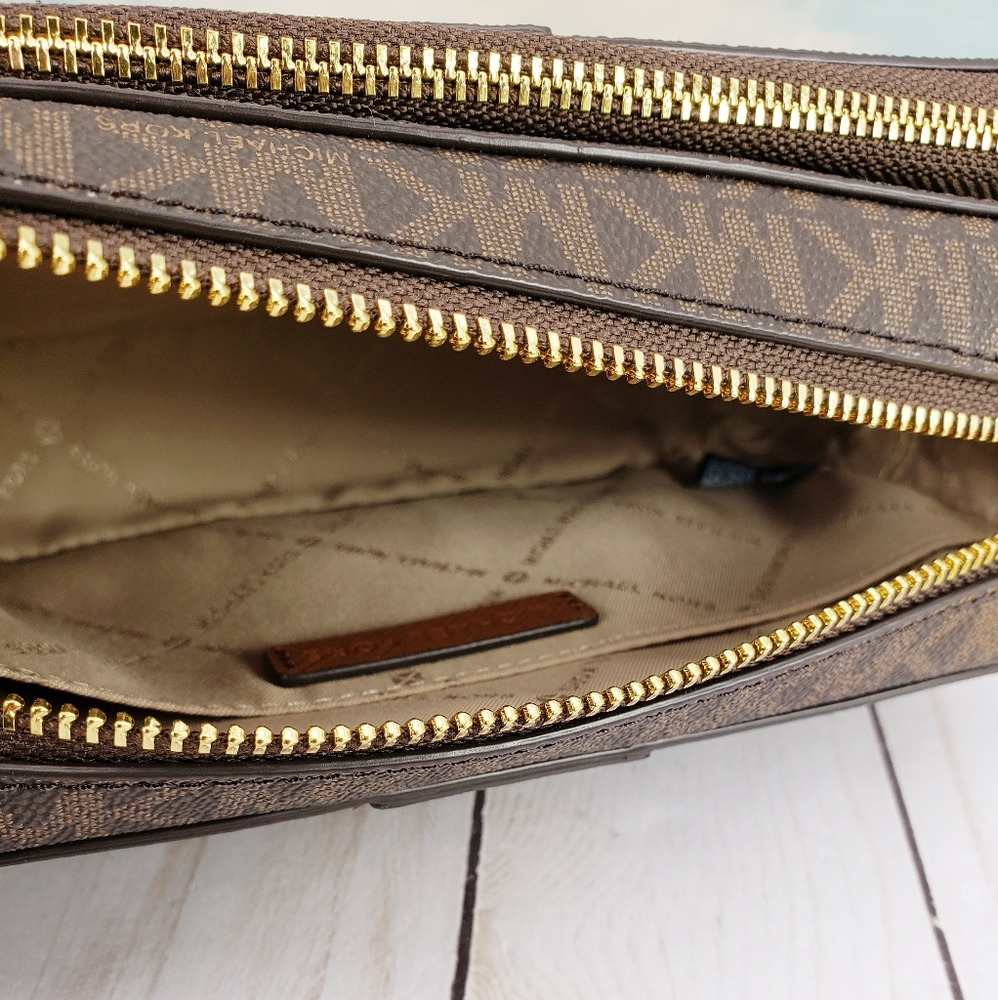 Michael Kors Large Double Zip Travel Pouch - Picture 6 of 8